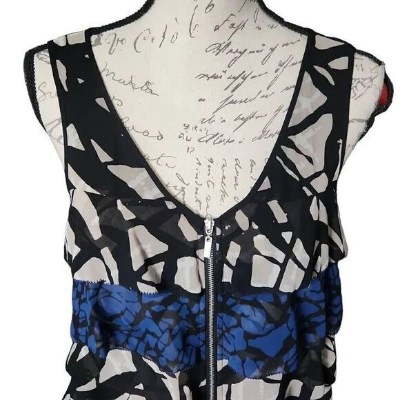 Kensie Ladies Mixed Pattern V-Neck Tiered Ruffle Dress - Size Medium - Picture 2 of 7